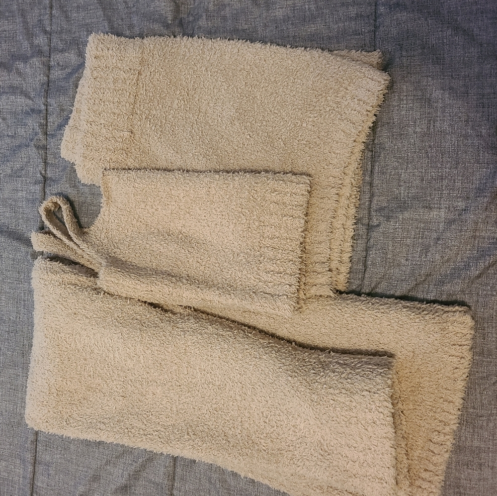 SKIMS cozy set in the color stone